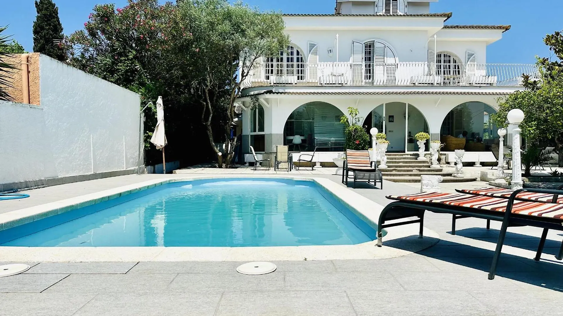 Encantadora Casa En Mas Matas, Roses - Espacio, Confort Y Estilo Mediterraneo - Es-258-148